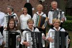 rao_groepje_accordeons_birgitlinks.jpg